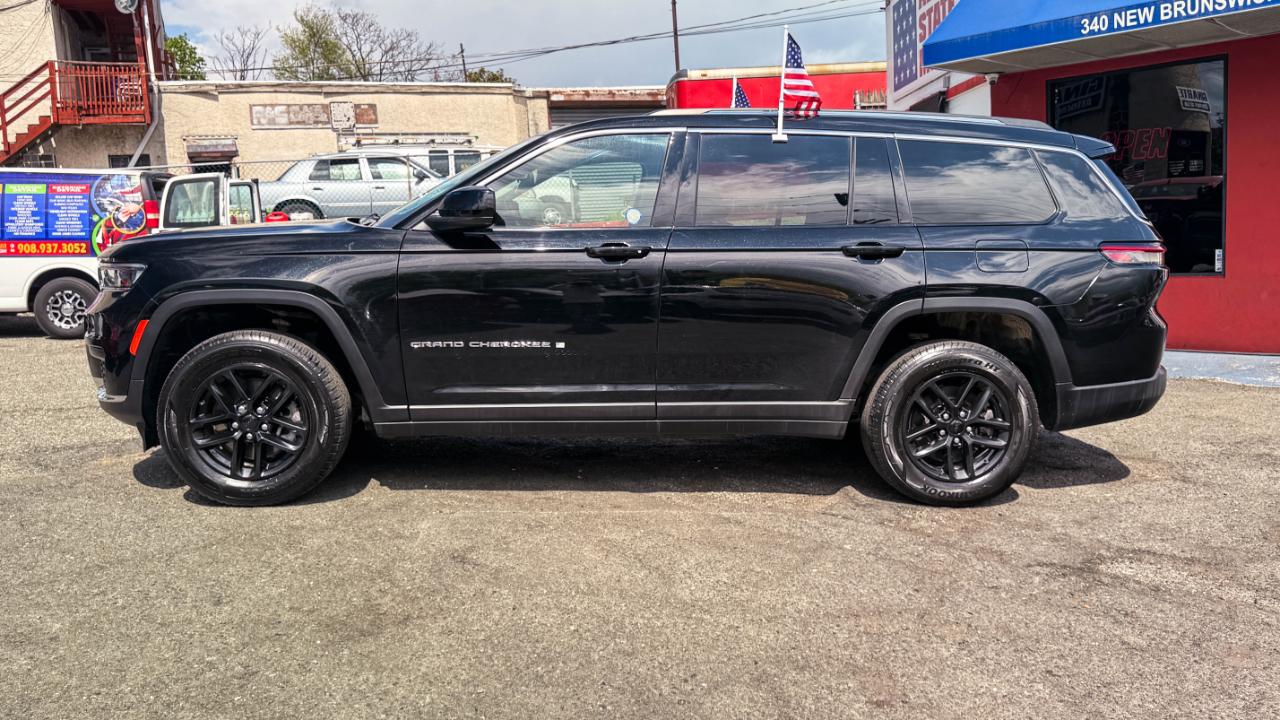 Jeep Grand Cherokee L Laredo 4x4 2021