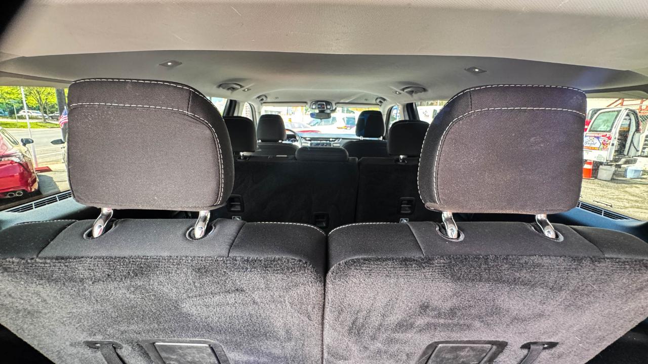 Jeep Grand Cherokee L Laredo 4x4 2021