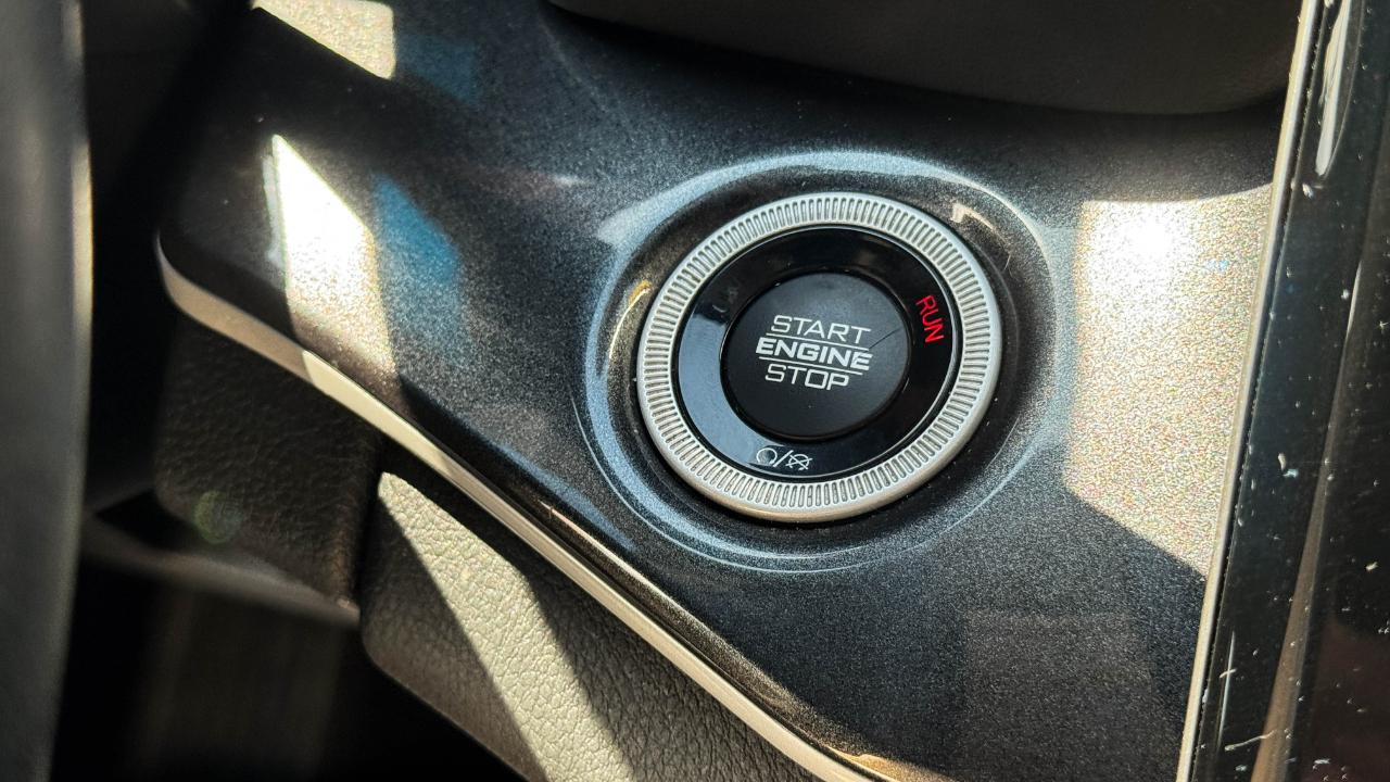 Jeep Grand Cherokee L Laredo 4x4 2021