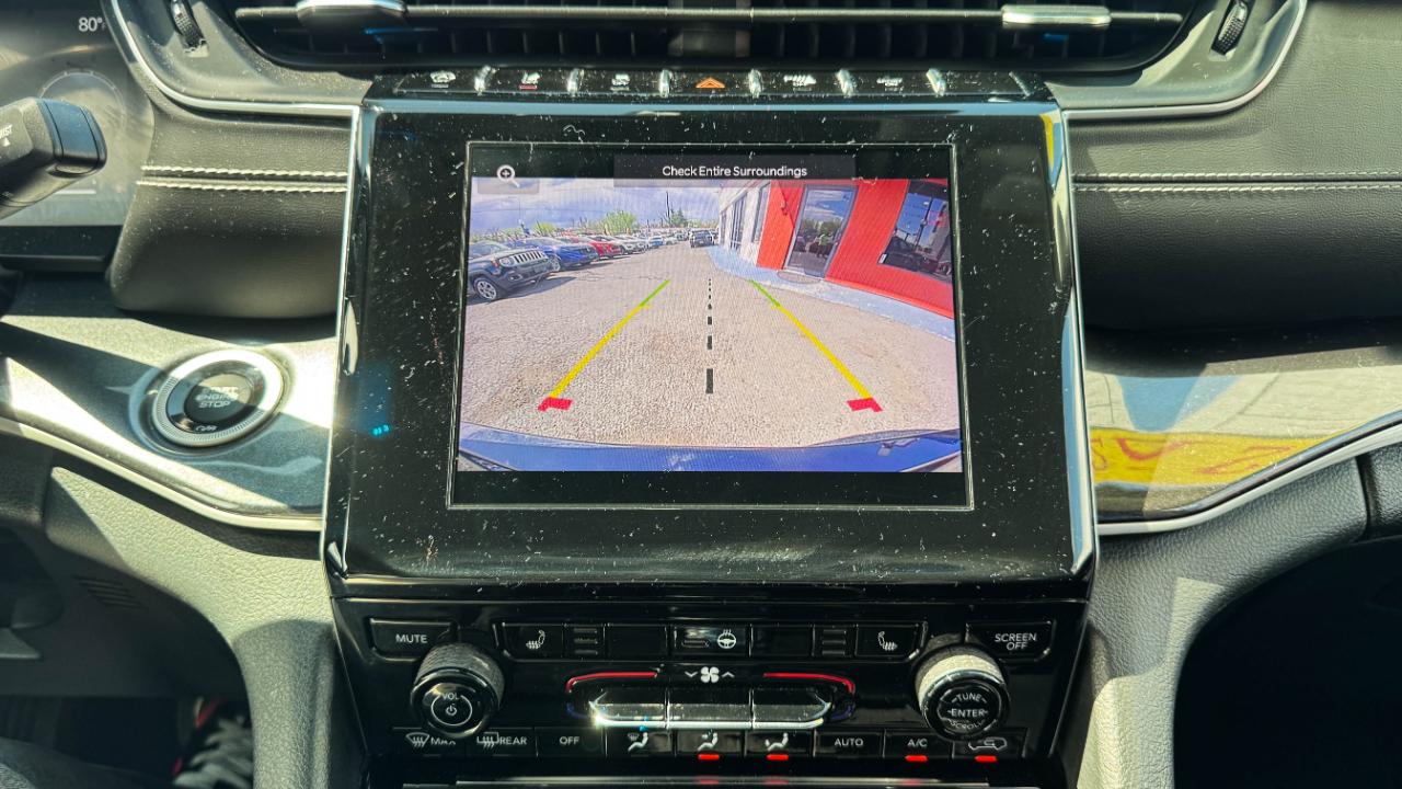 Jeep Grand Cherokee L Laredo 4x4 2021