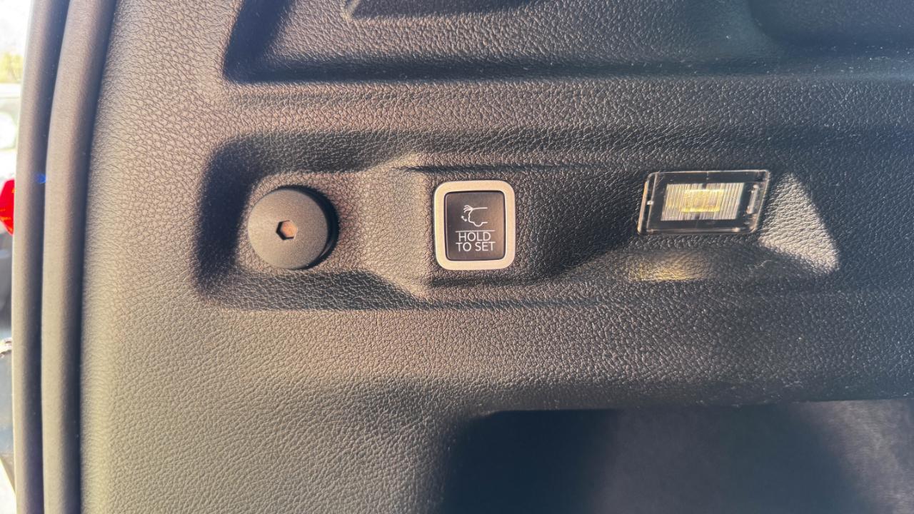 Jeep Grand Cherokee L Laredo 4x4 2021