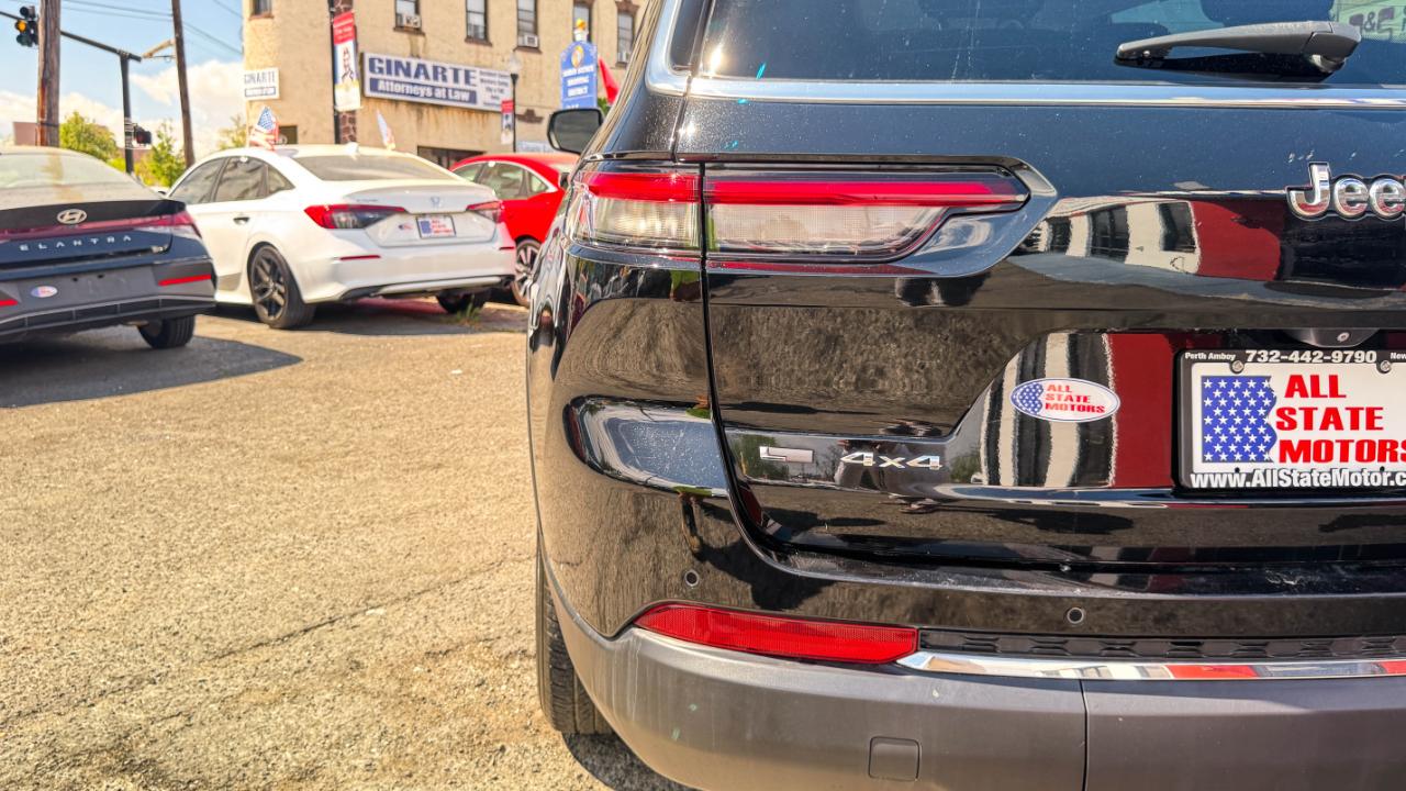 Jeep Grand Cherokee L Laredo 4x4 2021