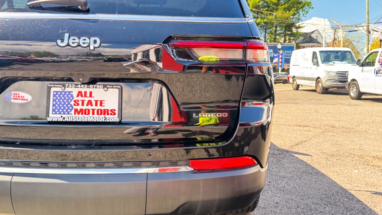 Jeep Grand Cherokee L Laredo 4x4 2021