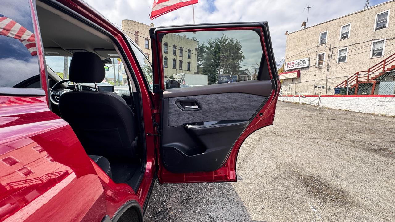 Nissan Rogue AWD SV 2021