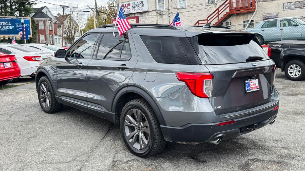 Ford Explorer XLT 4WD 2023