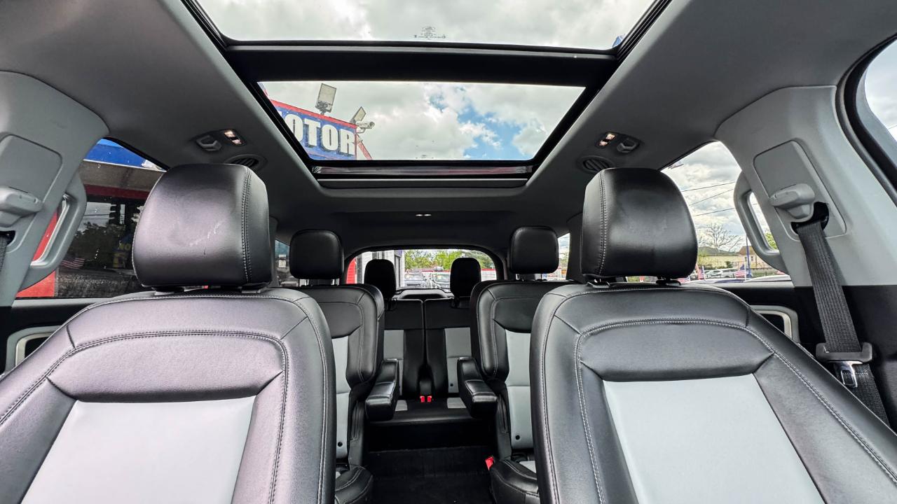Ford Explorer XLT 4WD 2023