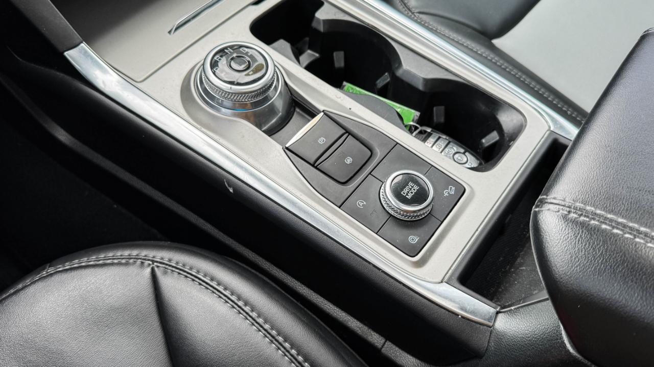 Ford Explorer XLT 4WD 2023
