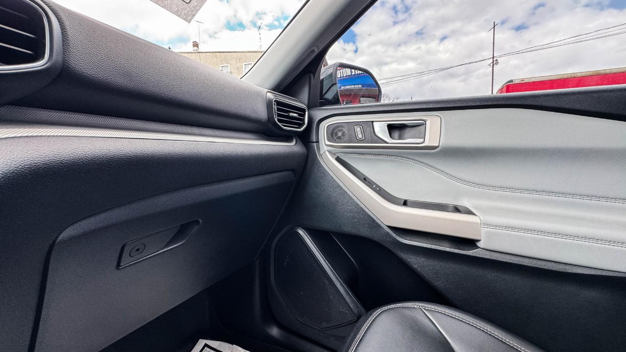 Ford Explorer XLT 4WD 2023