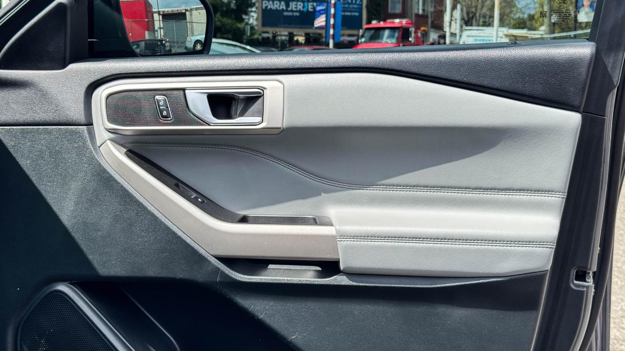 Ford Explorer XLT 4WD 2023