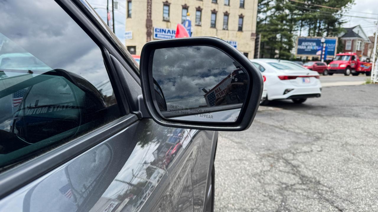 Ford Explorer XLT 4WD 2023