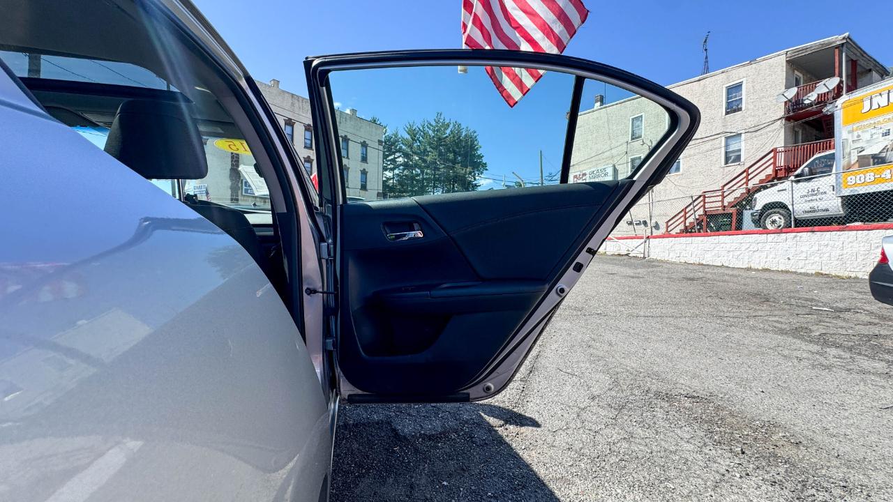 Honda Accord Sedan 4dr I4 CVT EX-L 2015