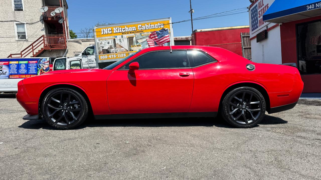 Dodge Challenger GT RWD 2022