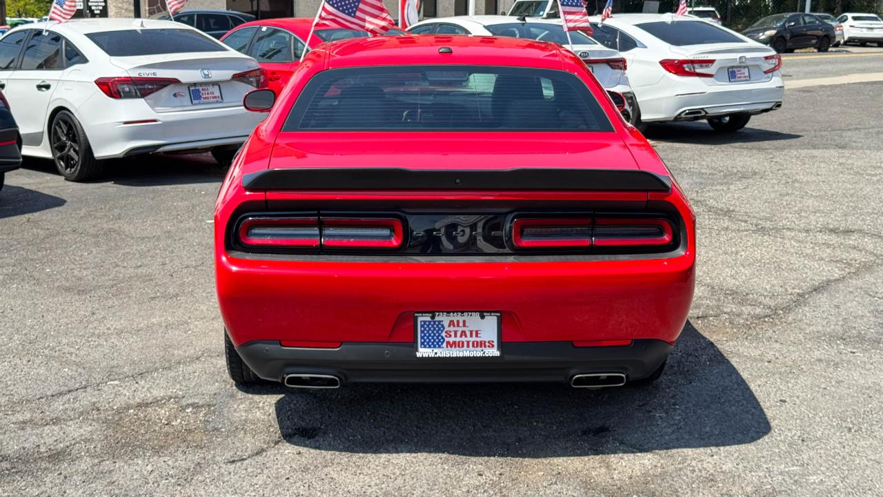 Dodge Challenger GT RWD 2022