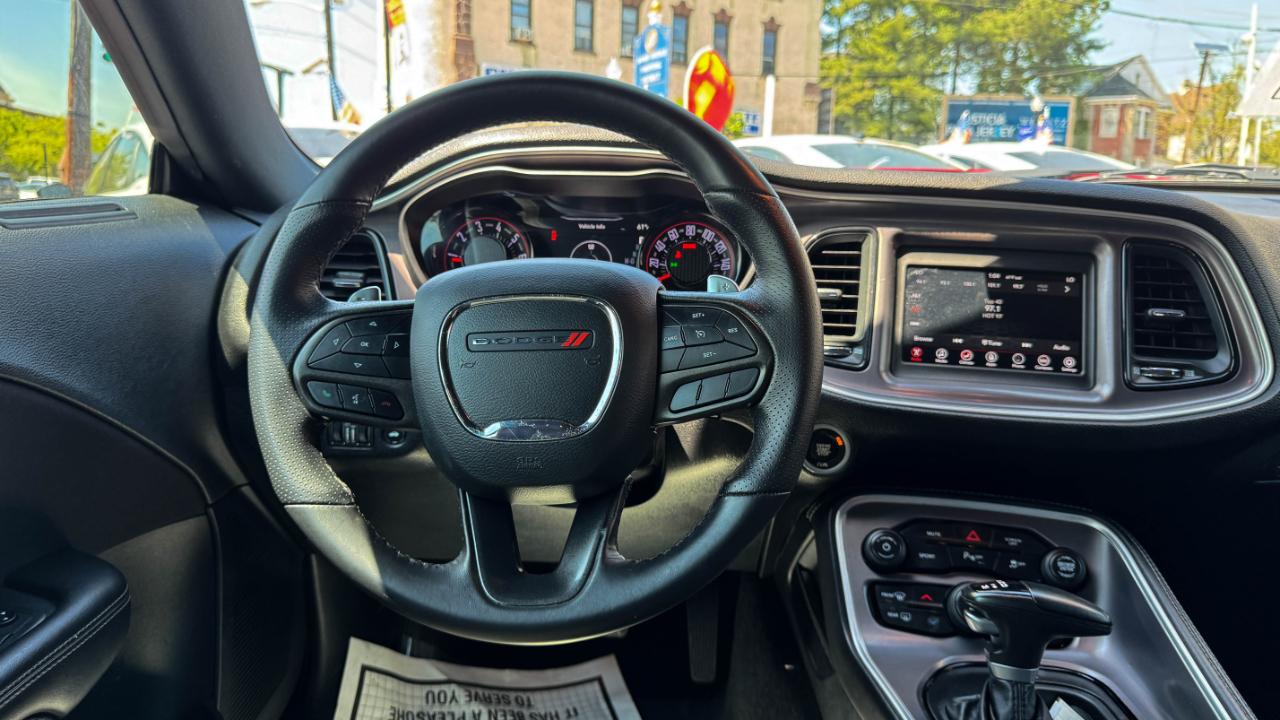 Dodge Challenger GT RWD 2022