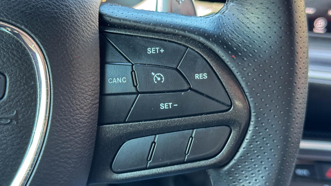 Dodge Challenger GT RWD 2022