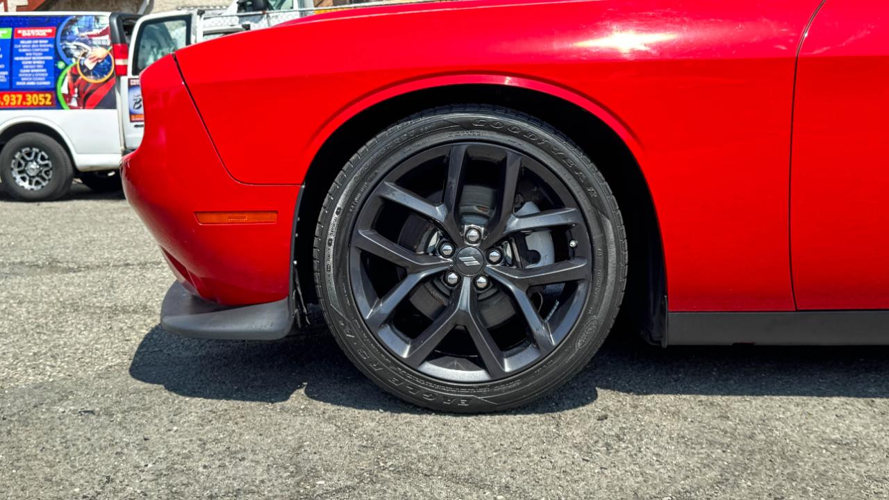 Dodge Challenger GT RWD 2022