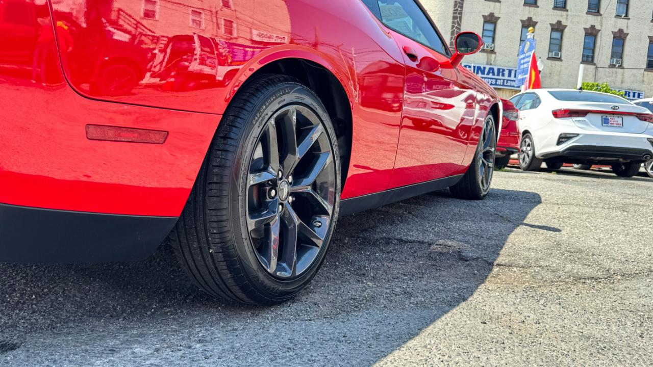Dodge Challenger GT RWD 2022