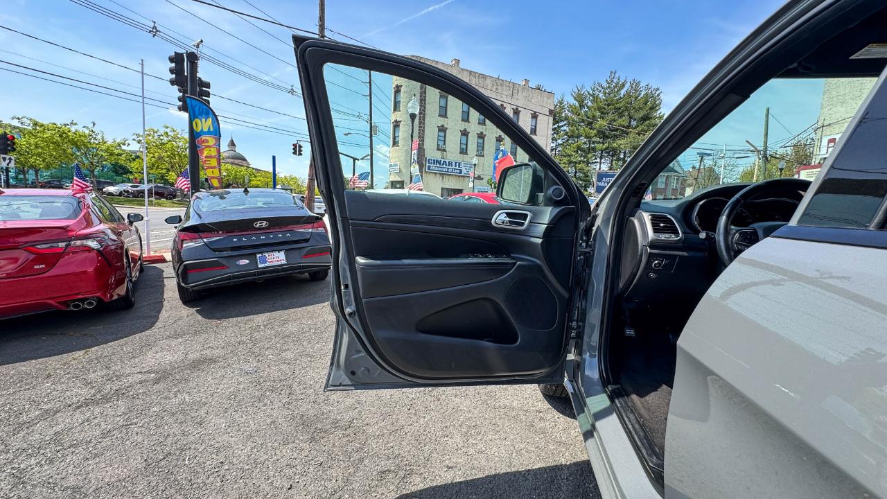 Jeep Grand Cherokee WK Laredo X 4x4 2022