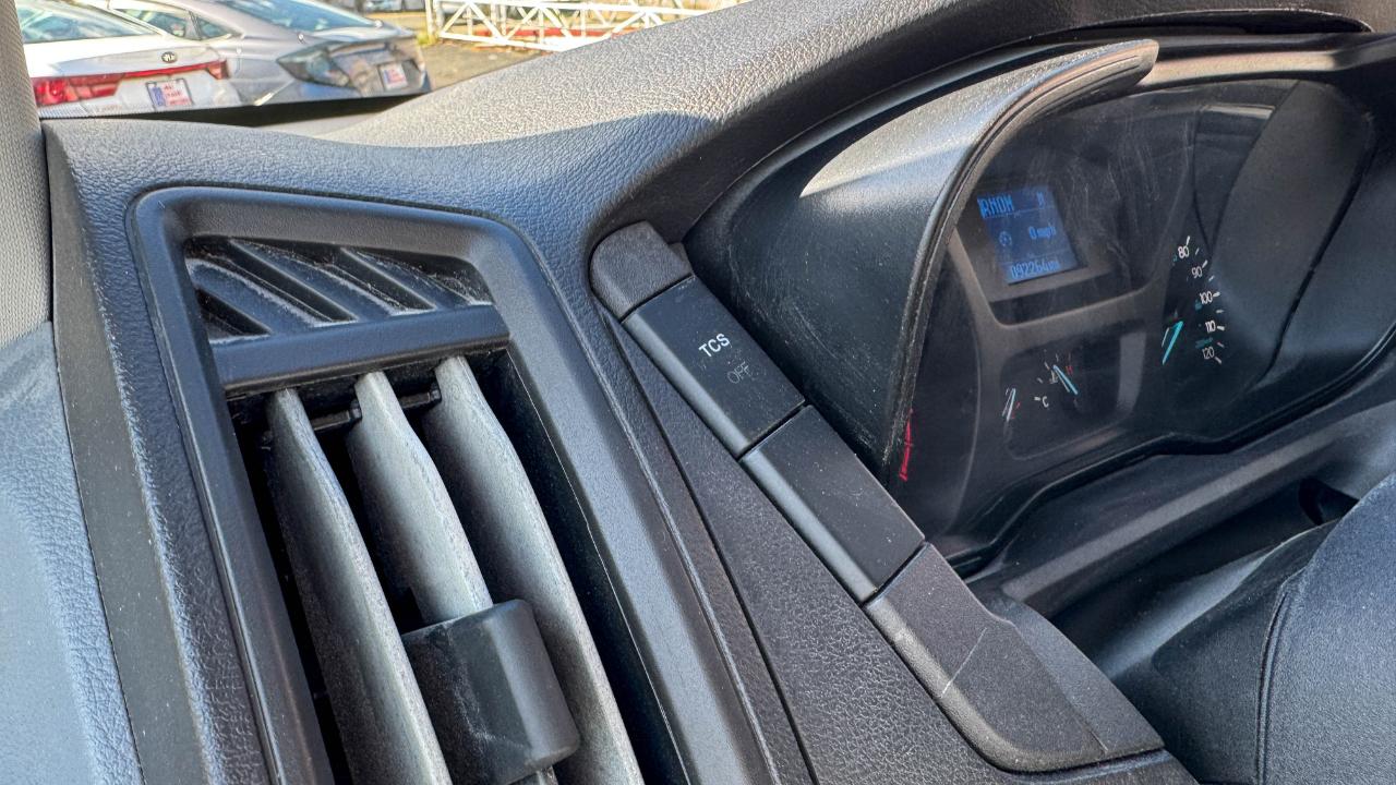 Ford Transit Van T-250 148" Med Rf 9000 GVWR Sliding RH Dr 2019