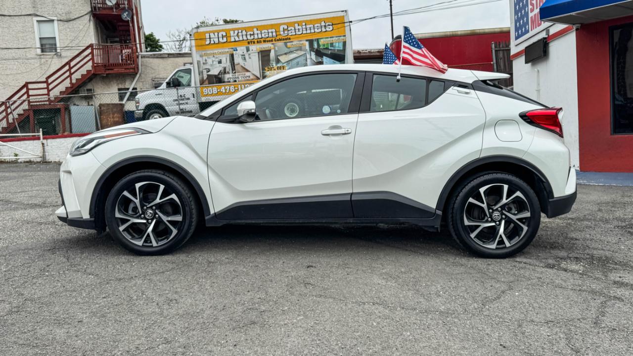 Toyota C-HR XLE 4D SUV 2020