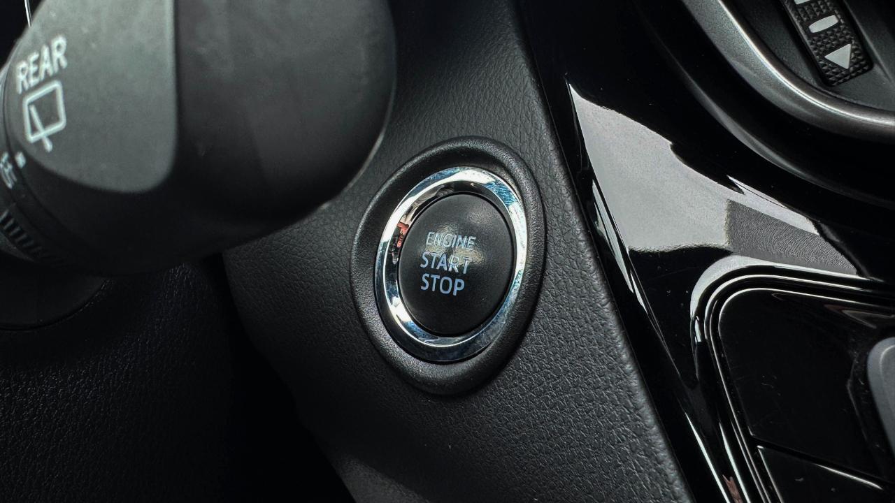 Toyota C-HR XLE 4D SUV 2020
