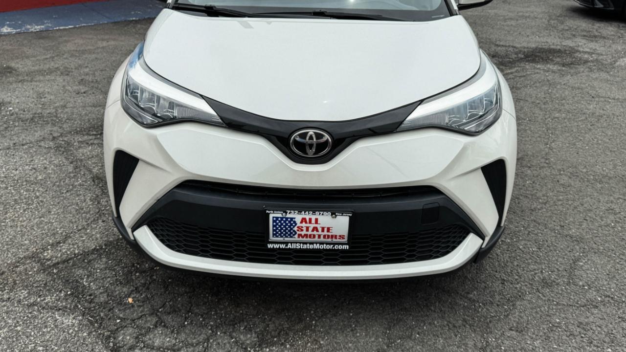 Toyota C-HR XLE 4D SUV 2020