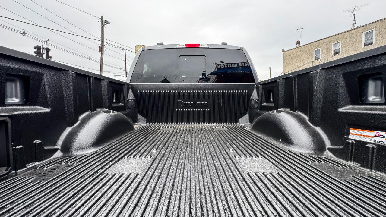 Ford F-150 XLT 4WD SuperCrew 5.5' Box 2023