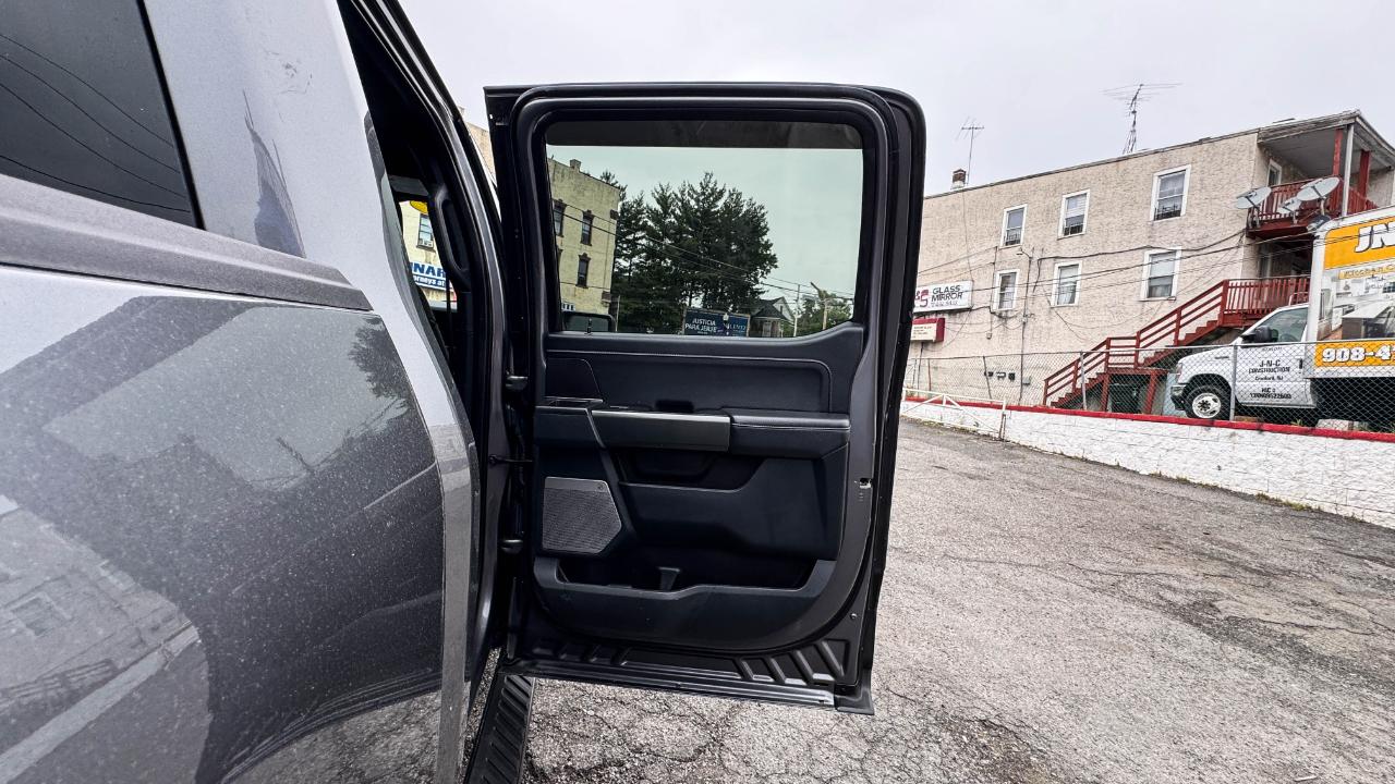 Ford F-150 XLT 4WD SuperCrew 5.5' Box 2023