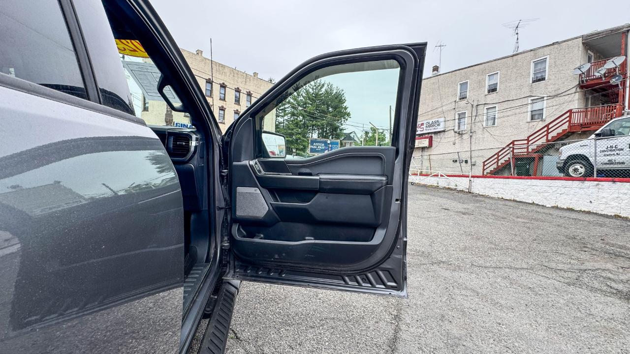Ford F-150 XLT 4WD SuperCrew 5.5' Box 2023