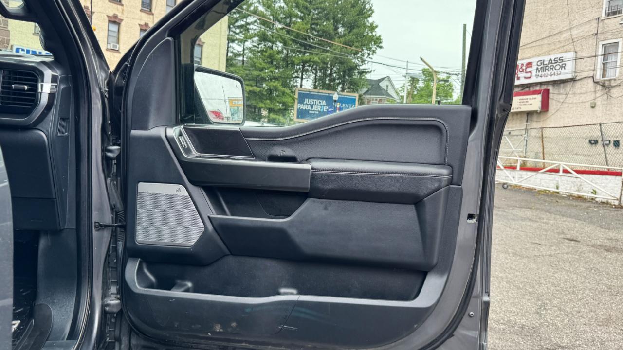Ford F-150 XLT 4WD SuperCrew 5.5' Box 2023