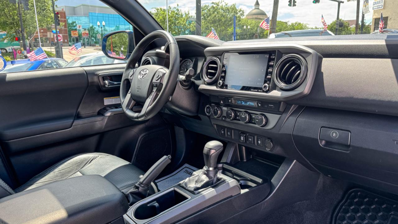 Toyota Tacoma 4WD TRD Off Road Double Cab 5' Bed V6 AT (Natl) 2020