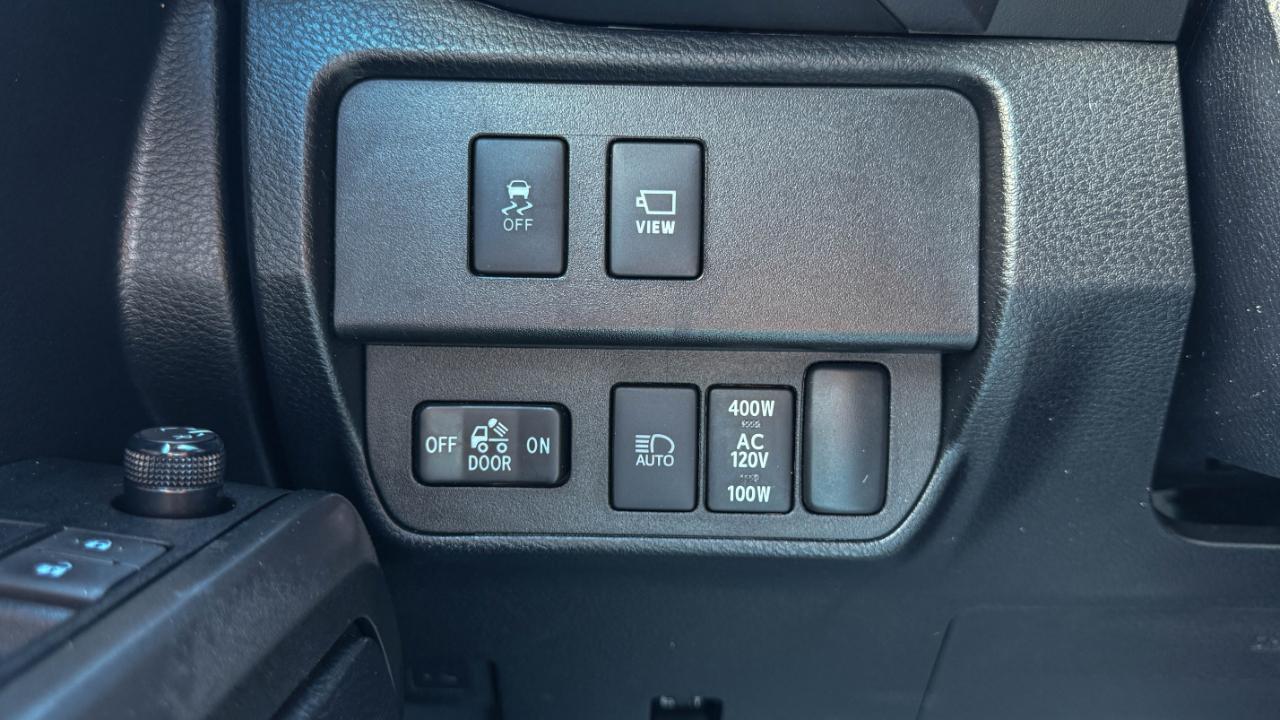 Toyota Tacoma 4WD TRD Off Road Double Cab 5' Bed V6 AT (Natl) 2020