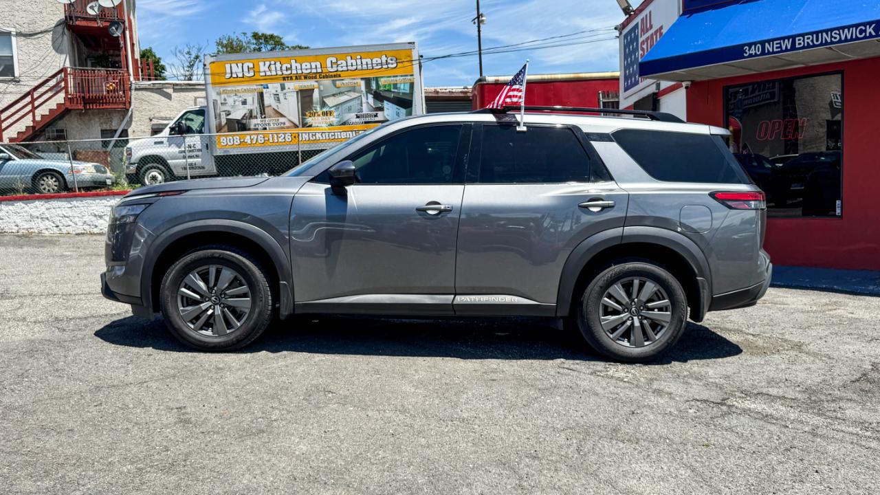 Nissan Pathfinder SV 4WD 2023