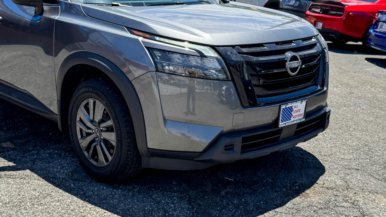 Nissan Pathfinder SV 4WD 2023