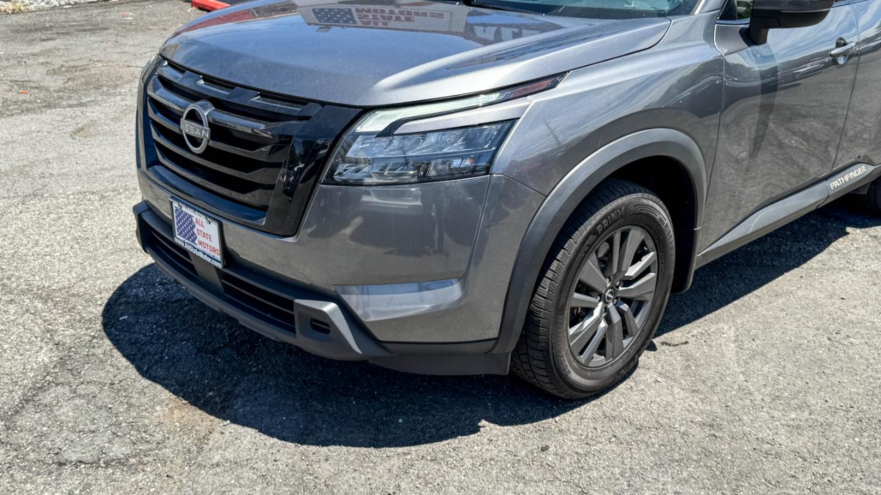 Nissan Pathfinder SV 4WD 2023