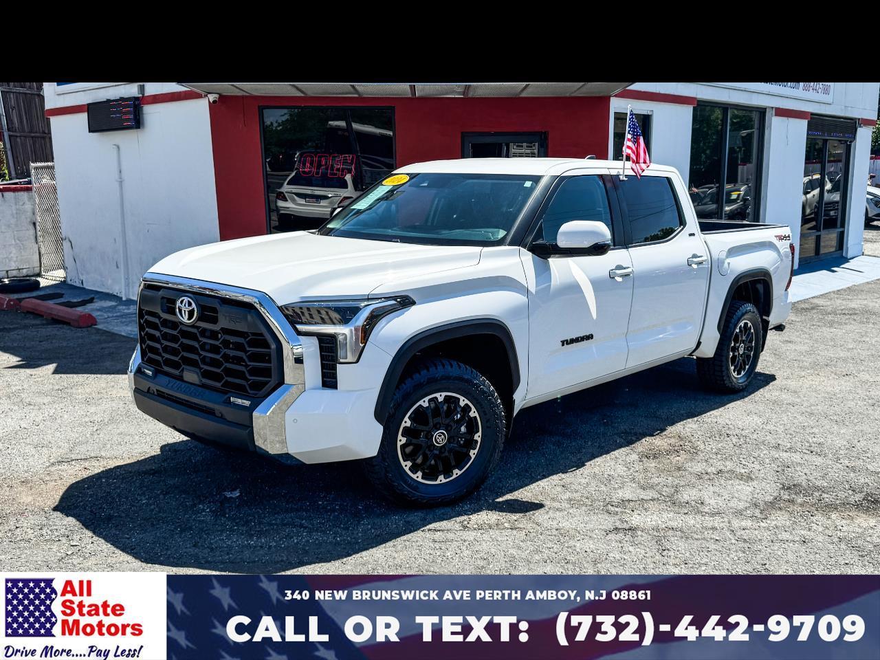 2024 Toyota Tundra 4WD SR5 CrewMax 5.5' Bed (Natl)
