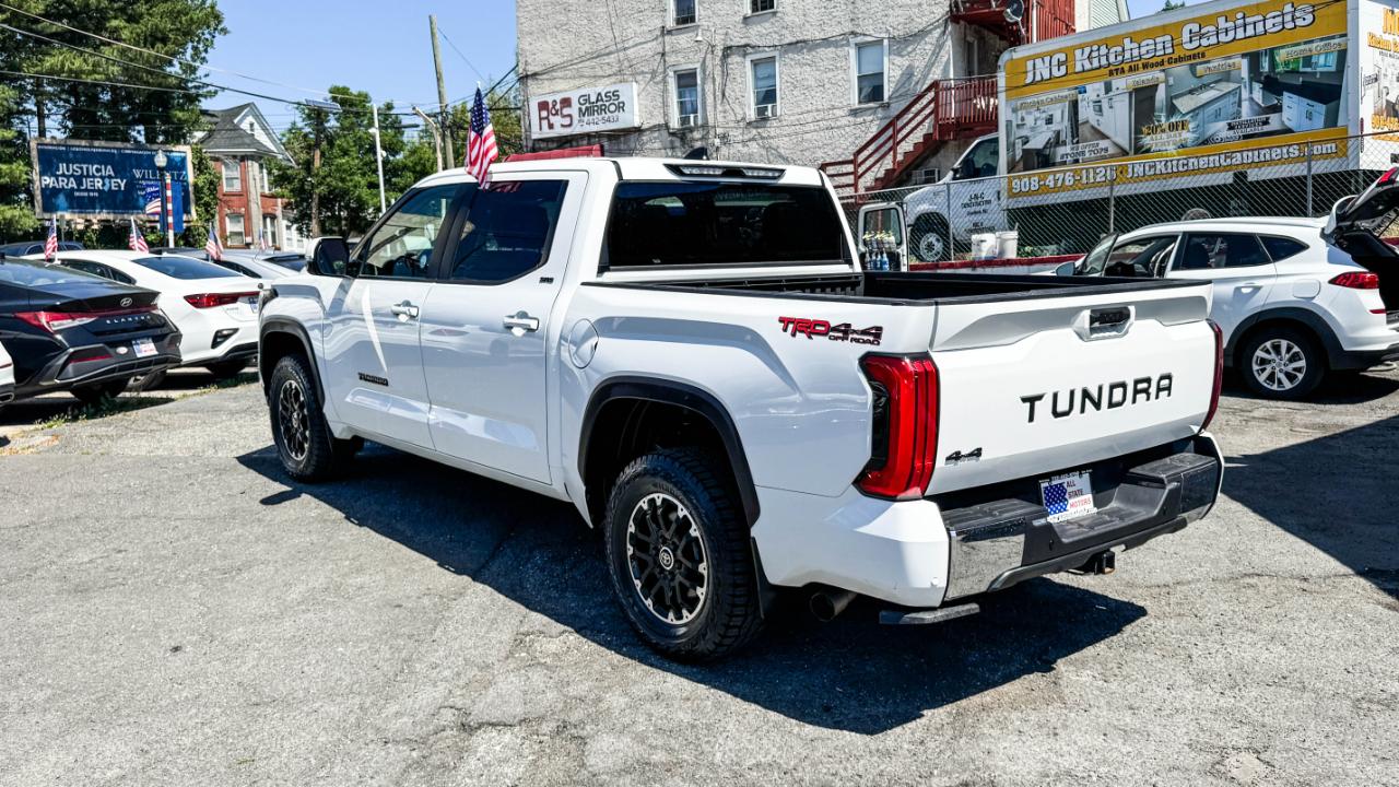 Toyota Tundra 4WD SR5 CrewMax 5.5' Bed (Natl) 2024