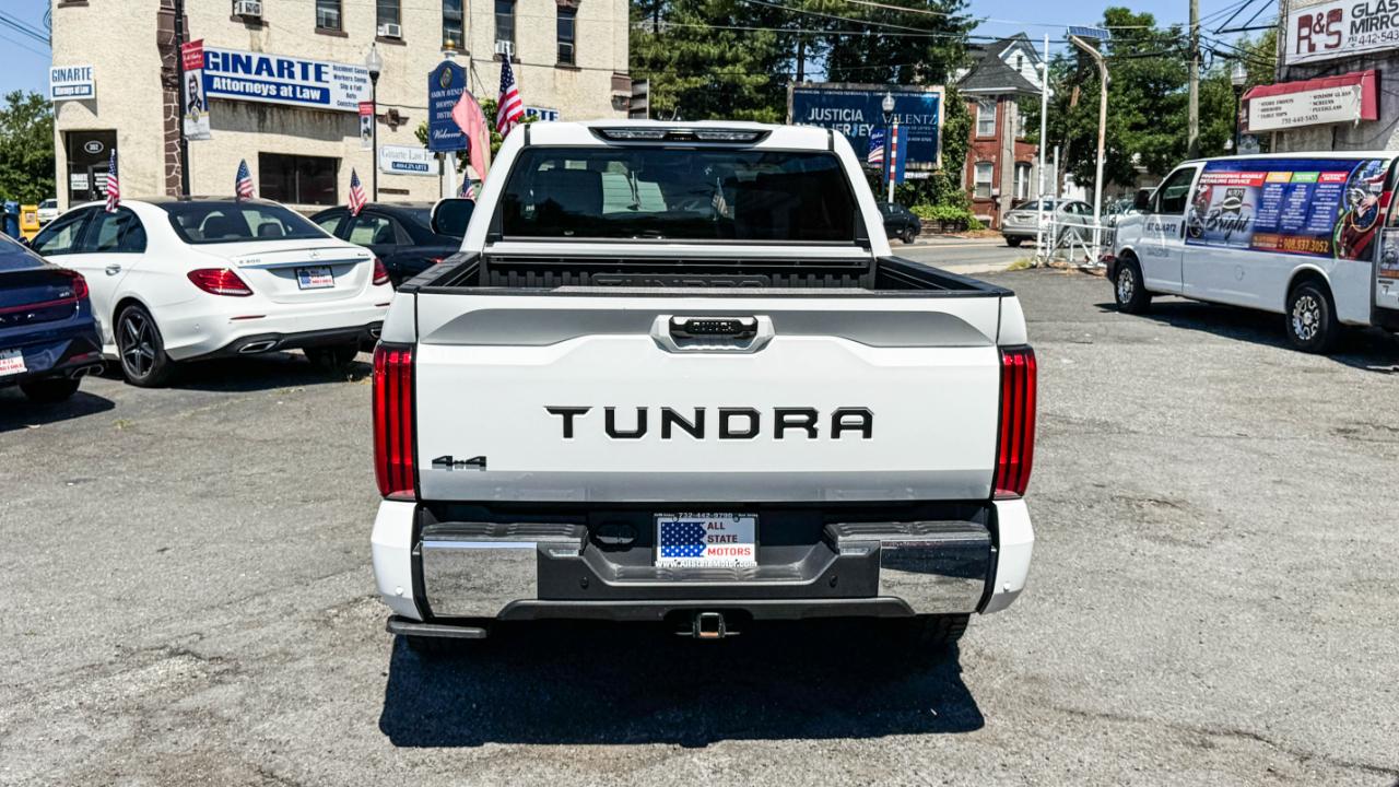 Toyota Tundra 4WD SR5 CrewMax 5.5' Bed (Natl) 2024
