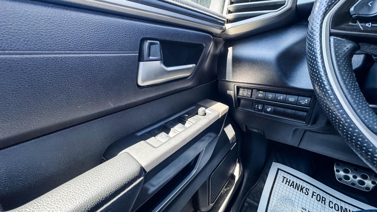 Toyota Tundra 4WD SR5 CrewMax 5.5' Bed (Natl) 2024