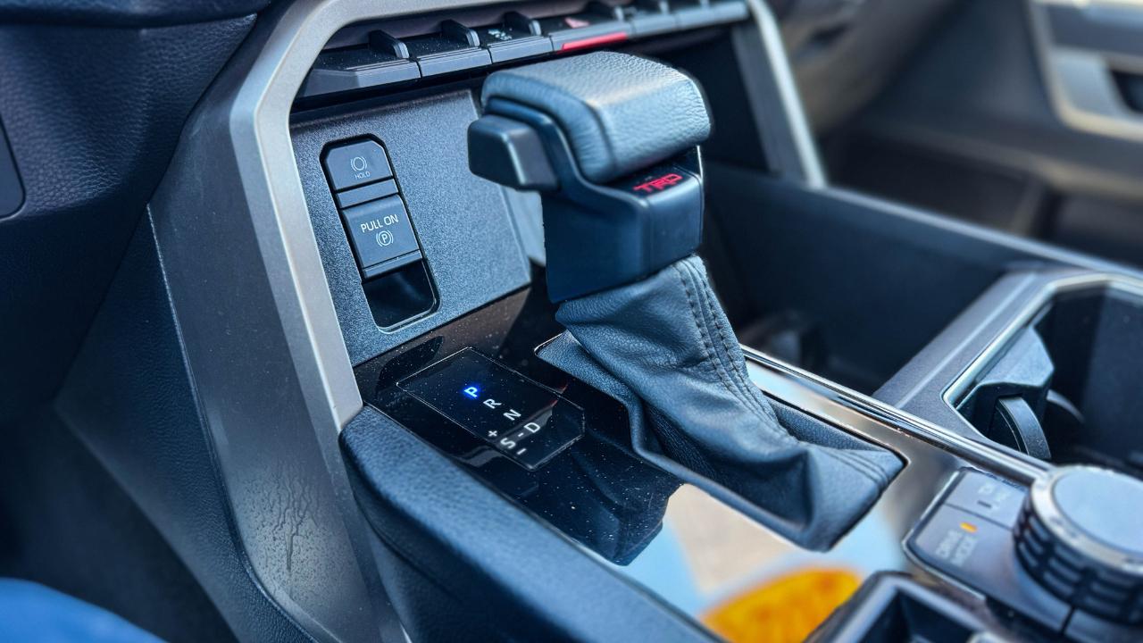Toyota Tundra 4WD SR5 CrewMax 5.5' Bed (Natl) 2024