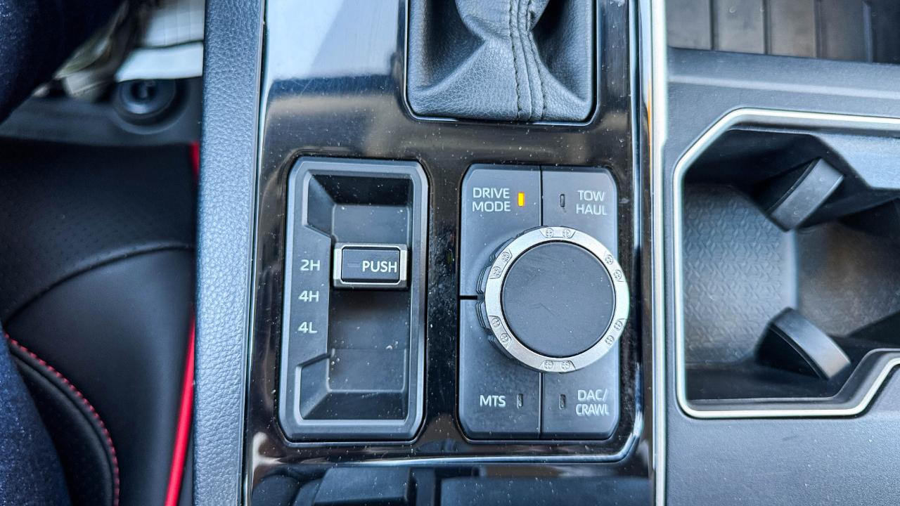 Toyota Tundra 4WD SR5 CrewMax 5.5' Bed (Natl) 2024