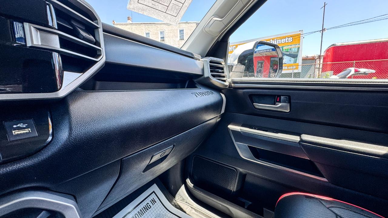 Toyota Tundra 4WD SR5 CrewMax 5.5' Bed (Natl) 2024