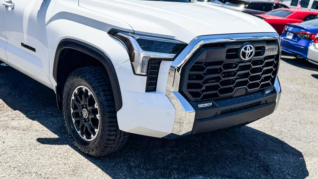 Toyota Tundra 4WD SR5 CrewMax 5.5' Bed (Natl) 2024