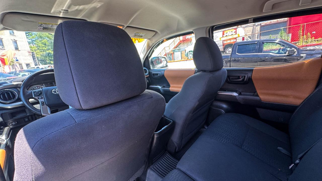 Toyota Tacoma 4WD SR5 Double Cab 5' Bed V6 AT (Natl) 2019