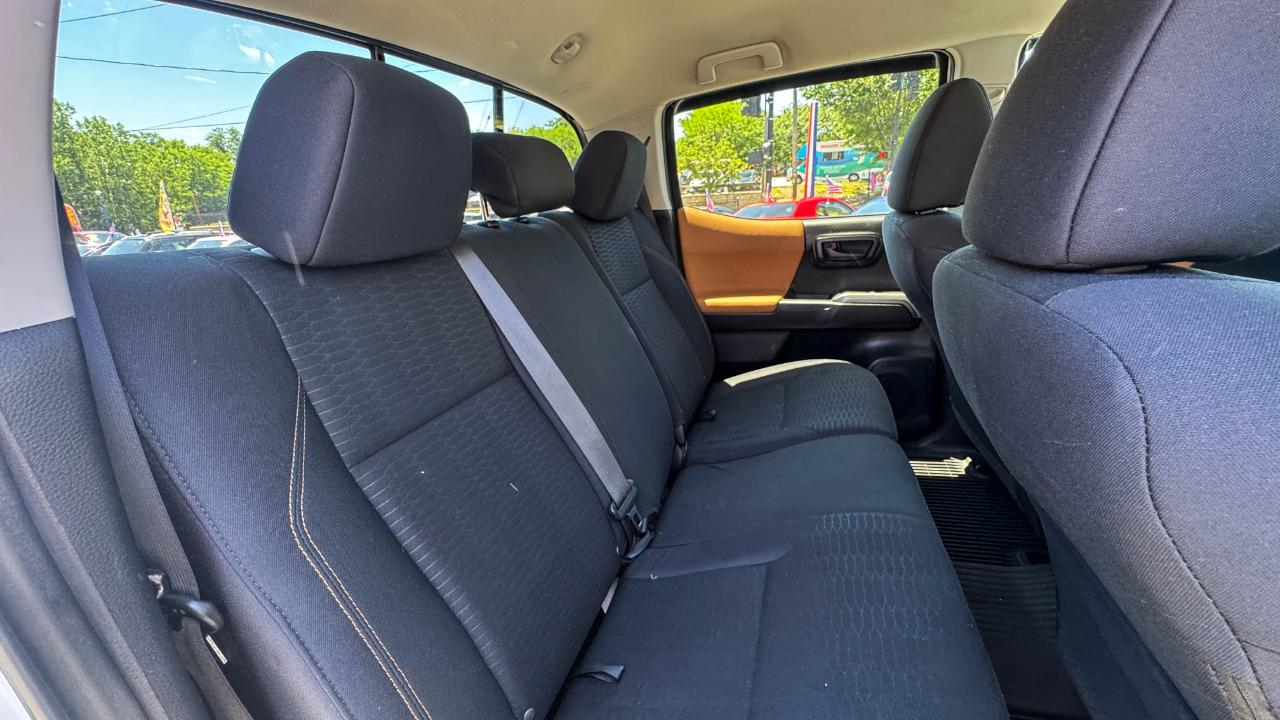 Toyota Tacoma 4WD SR5 Double Cab 5' Bed V6 AT (Natl) 2019