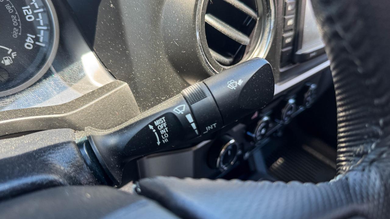 Toyota Tacoma 4WD SR5 Double Cab 5' Bed V6 AT (Natl) 2019