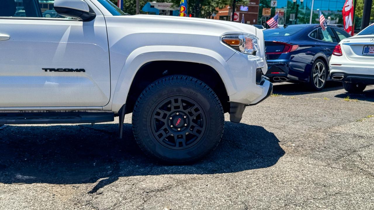 Toyota Tacoma 4WD SR5 Double Cab 5' Bed V6 AT (Natl) 2019