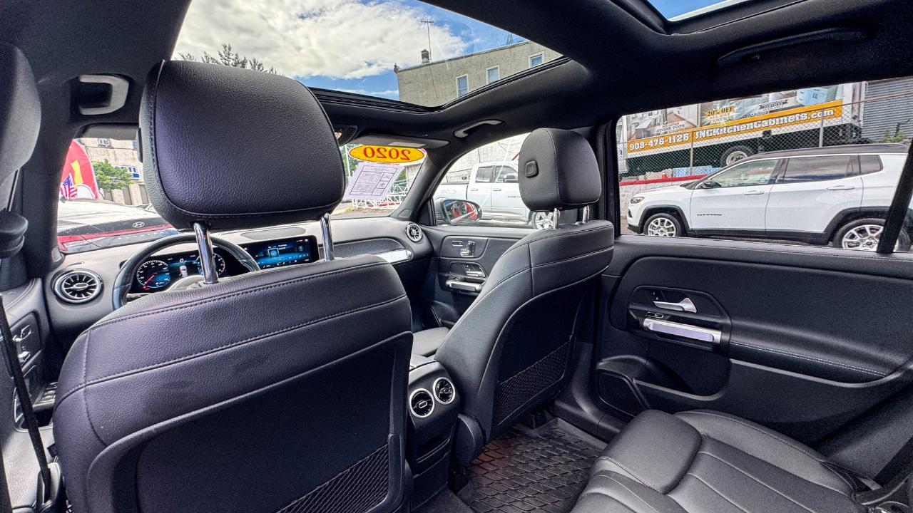 Mercedes-Benz GLB GLB 250 4MATIC SUV 2020