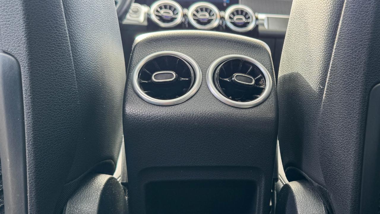 Mercedes-Benz GLB GLB 250 4MATIC SUV 2020