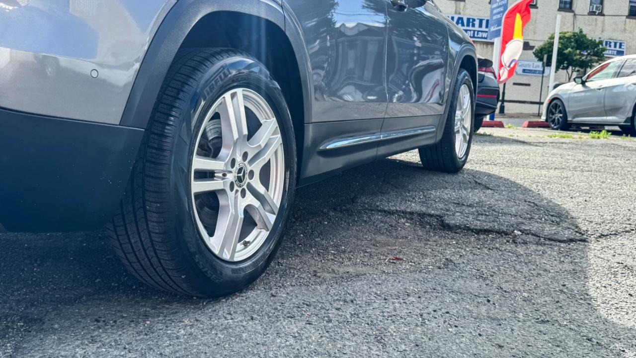 Mercedes-Benz GLB GLB 250 4MATIC SUV 2020